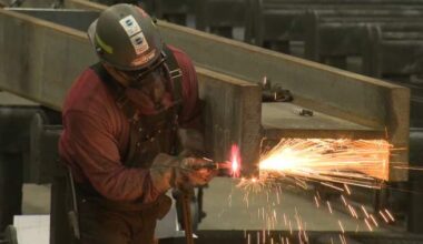 Alberta unemployment rate took big jump in August, now 2nd highest among provinces