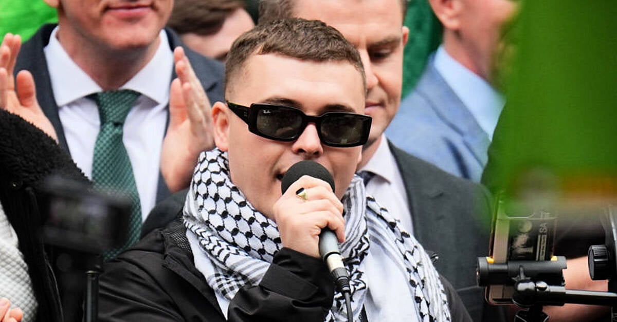 Kneecap rapper tells Starmer ‘better luck next time’ after terror case dropped