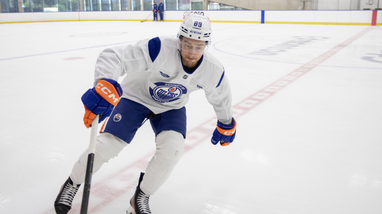 Oilers' Mangiapane ready for bounce-back on flip side of Battle of Alberta