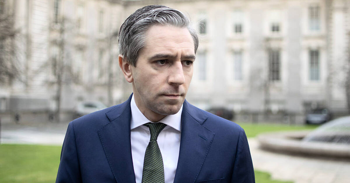Multiple bomb threats made against Simon Harris’s home