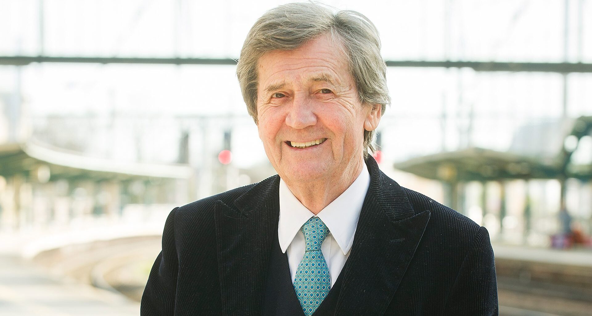 Melvyn Bragg decides to step down from presenting In Our Time