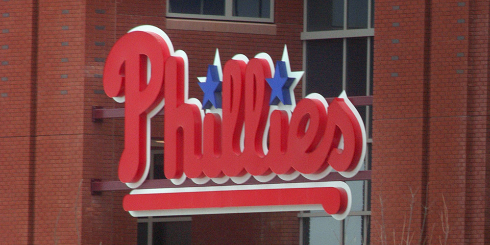 New Video of ‘Phillies Karen’ Reveals What She Allegedly Said to Father During Baseball Interaction | Baseball, Phillies Karen | Just Jared: Celebrity News and Gossip