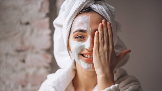 DIY face masks infused with natural ingredients can help you achieve an effortless glow.(Freepik )