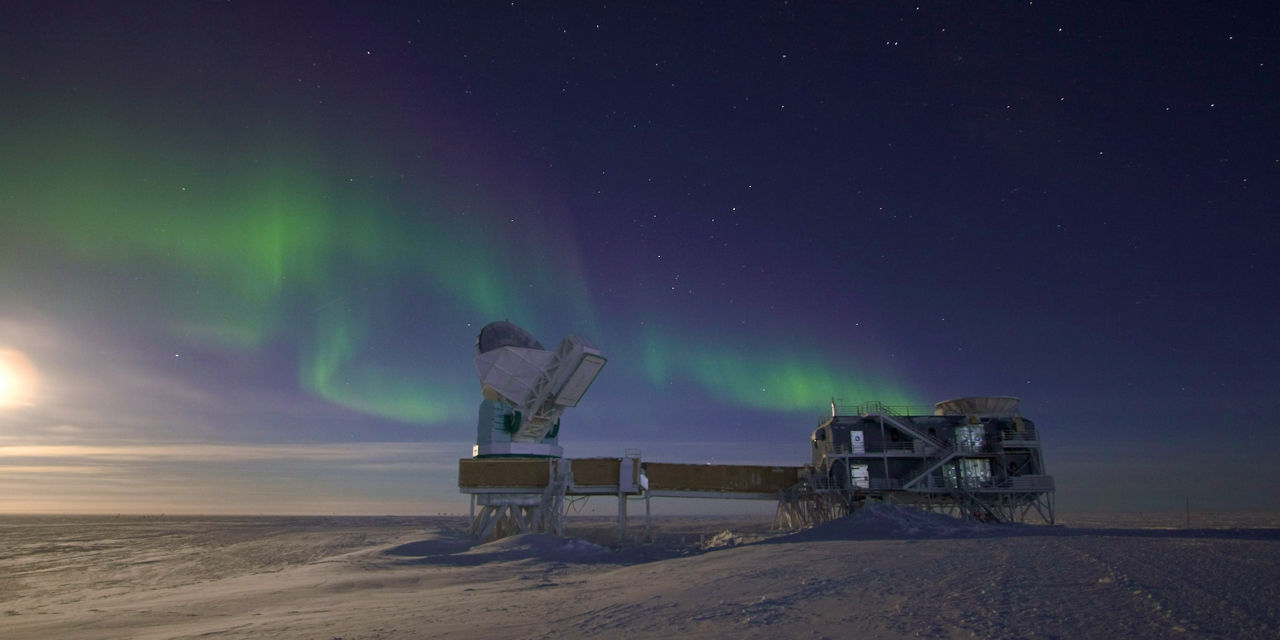 The South Pole Telescope, at the Amundsen&ndash;Scott South Pole Station.
