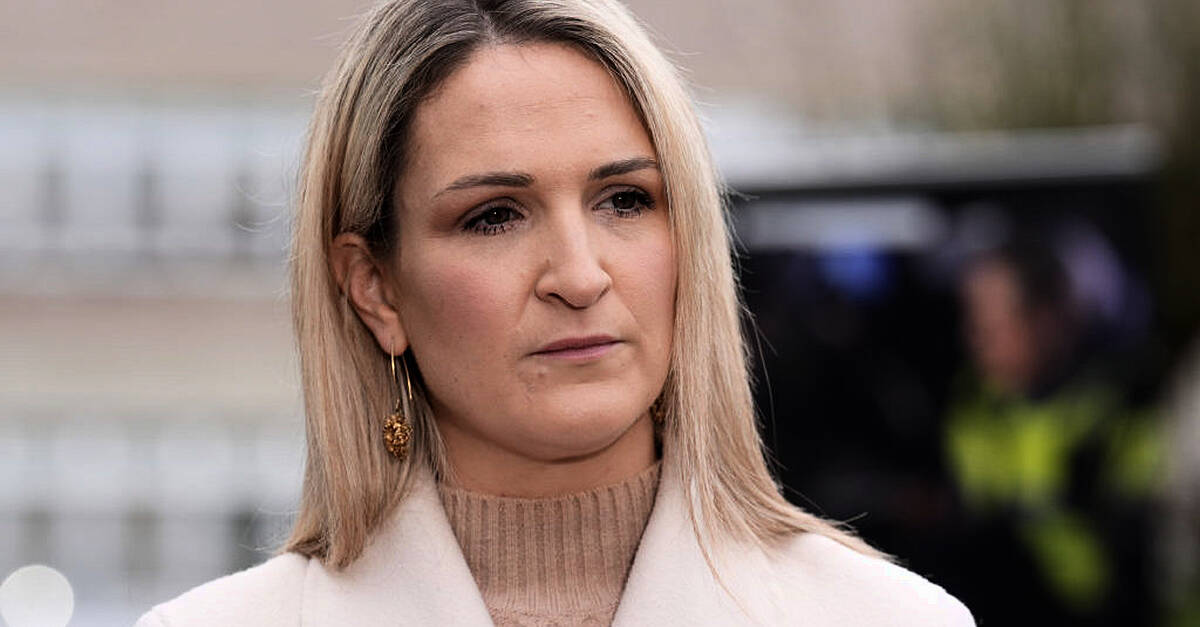 School secretaries and caretakers agree to withdraw strike for negotiations