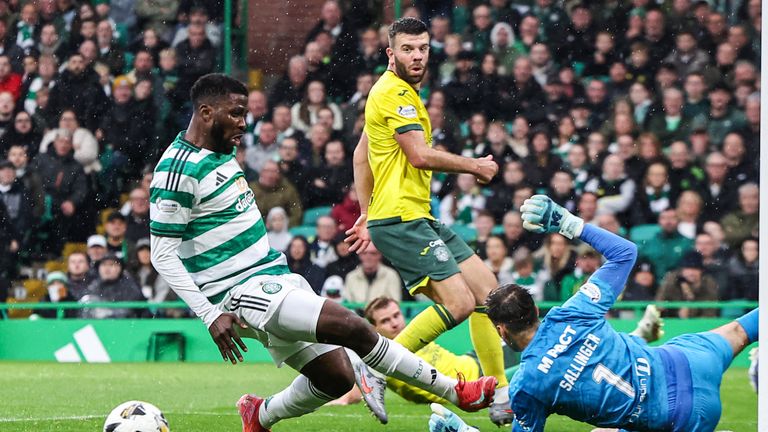Celtic's Kelechi Iheanacho misses a chance from Marcelo Saracchi vs Hibs