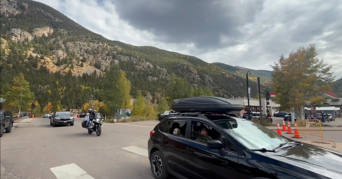 Colorado deputies take down blockade before Guanella Pass as standstill traffic eases in Georgetown