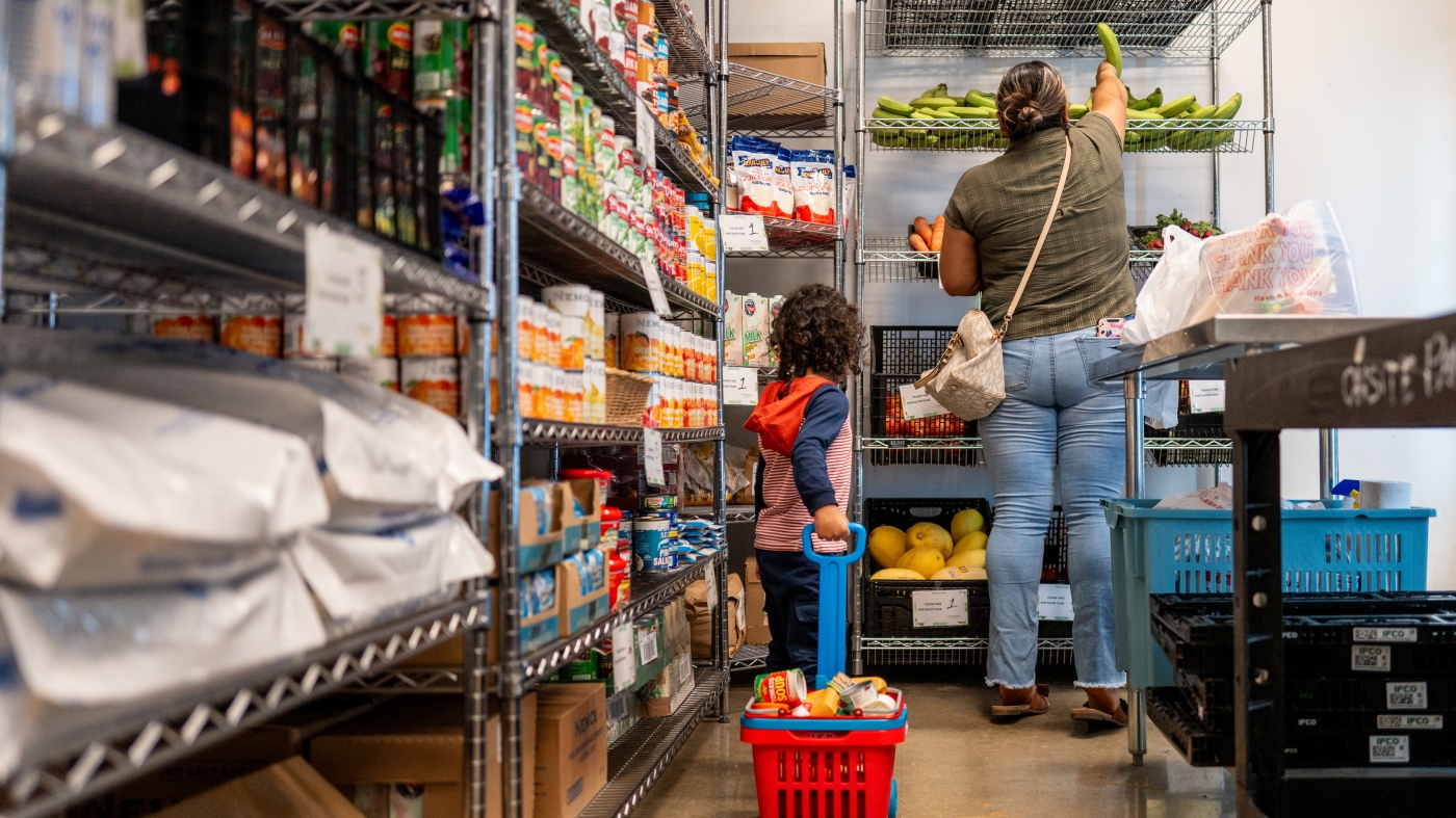 USDA cancels survey tracking how many Americans struggle to get enough food : NPR