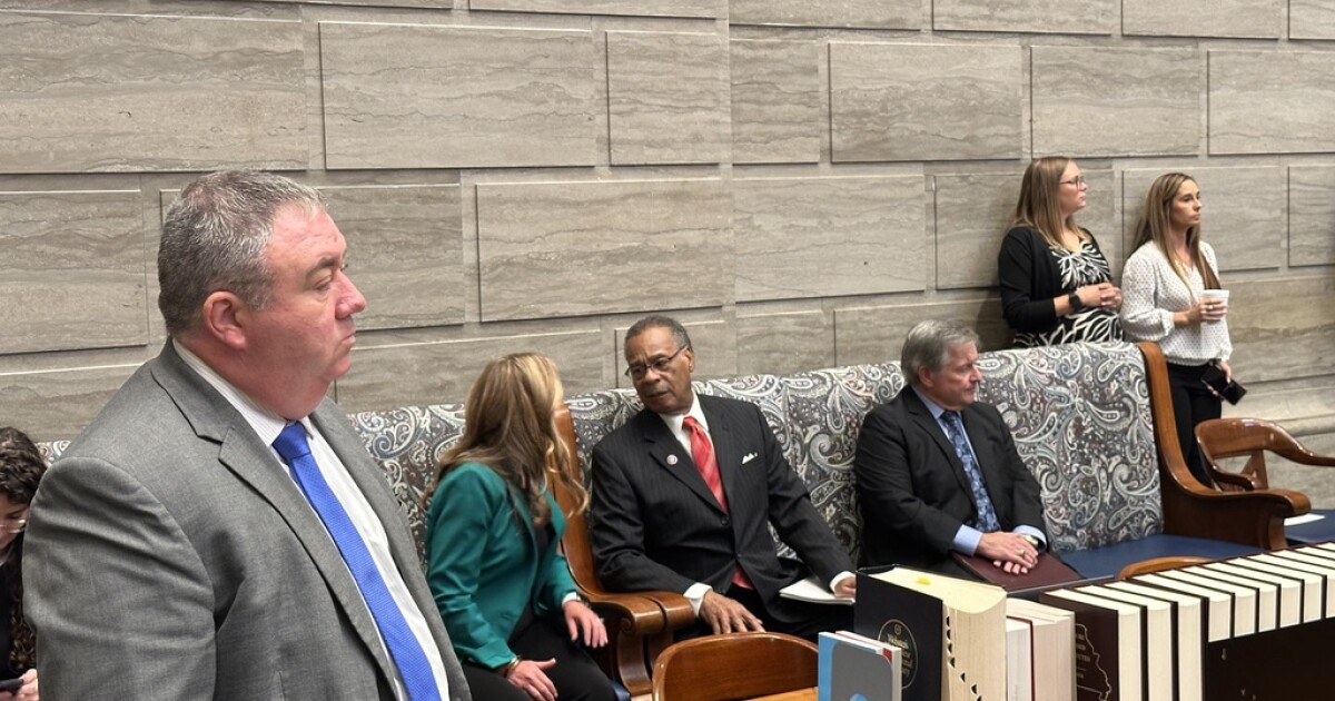 Missouri redistricting and initiative petition plans head to vote