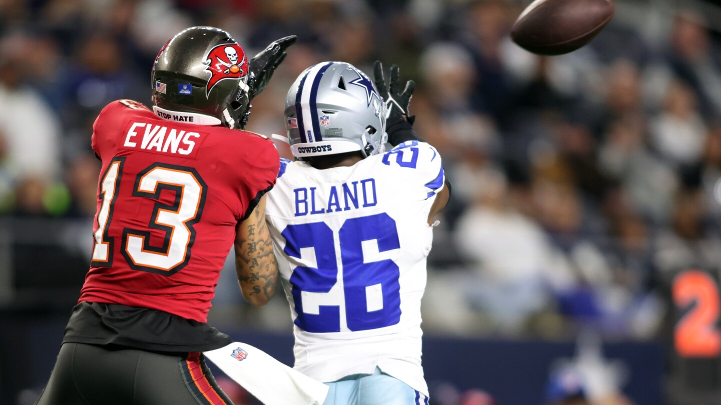 Cowboys extend cornerback DaRon Bland