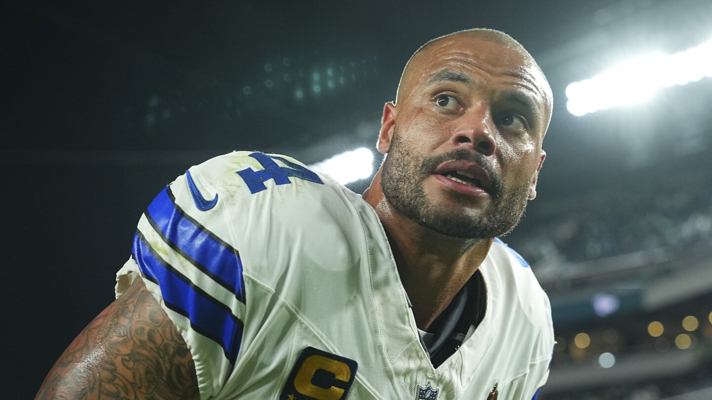 Walt Anderson confirms Dak Prescott's initial spit violated no rules