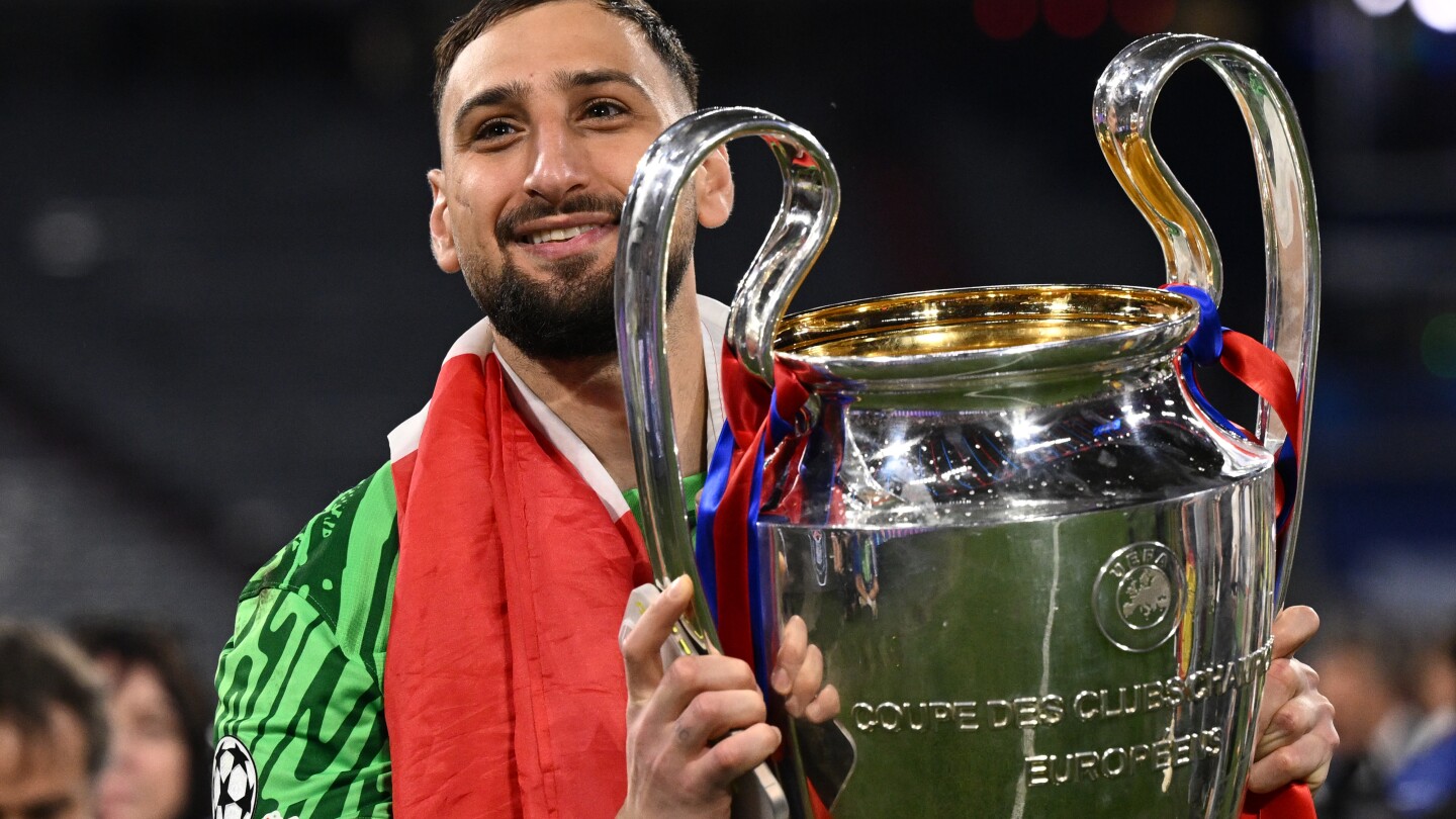 Man City's Gianluigi Donnarumma wins Lev Yashin Trophy for season with PSG, Italy