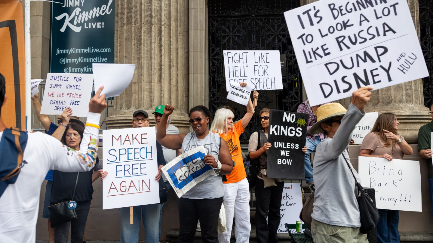 Report: Disney may be balancing Jimmy Kimmel against NFL/ESPN deal