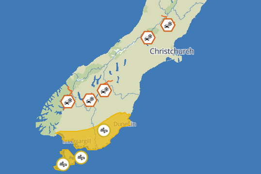 Gale force winds and thunderstorms on way