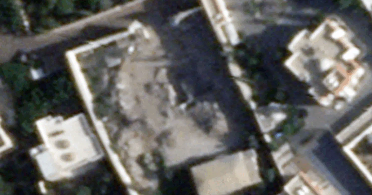 Houthi PM assassination: Satellite image reveals impact of Israeli Air Force hit in Yemen - Haaretz