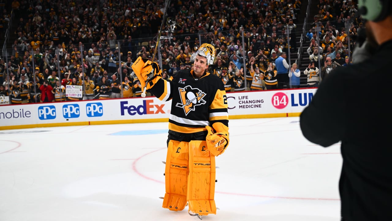 Flower Gets His Flowers | Pittsburgh Penguins