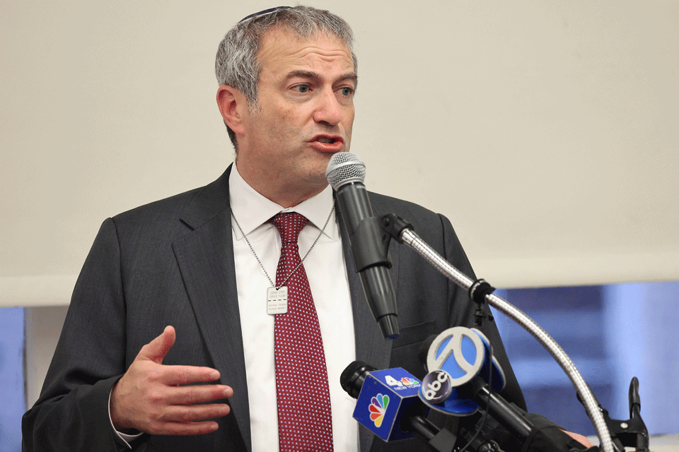 הרב ד"ר ברמן , אי.אף.פי