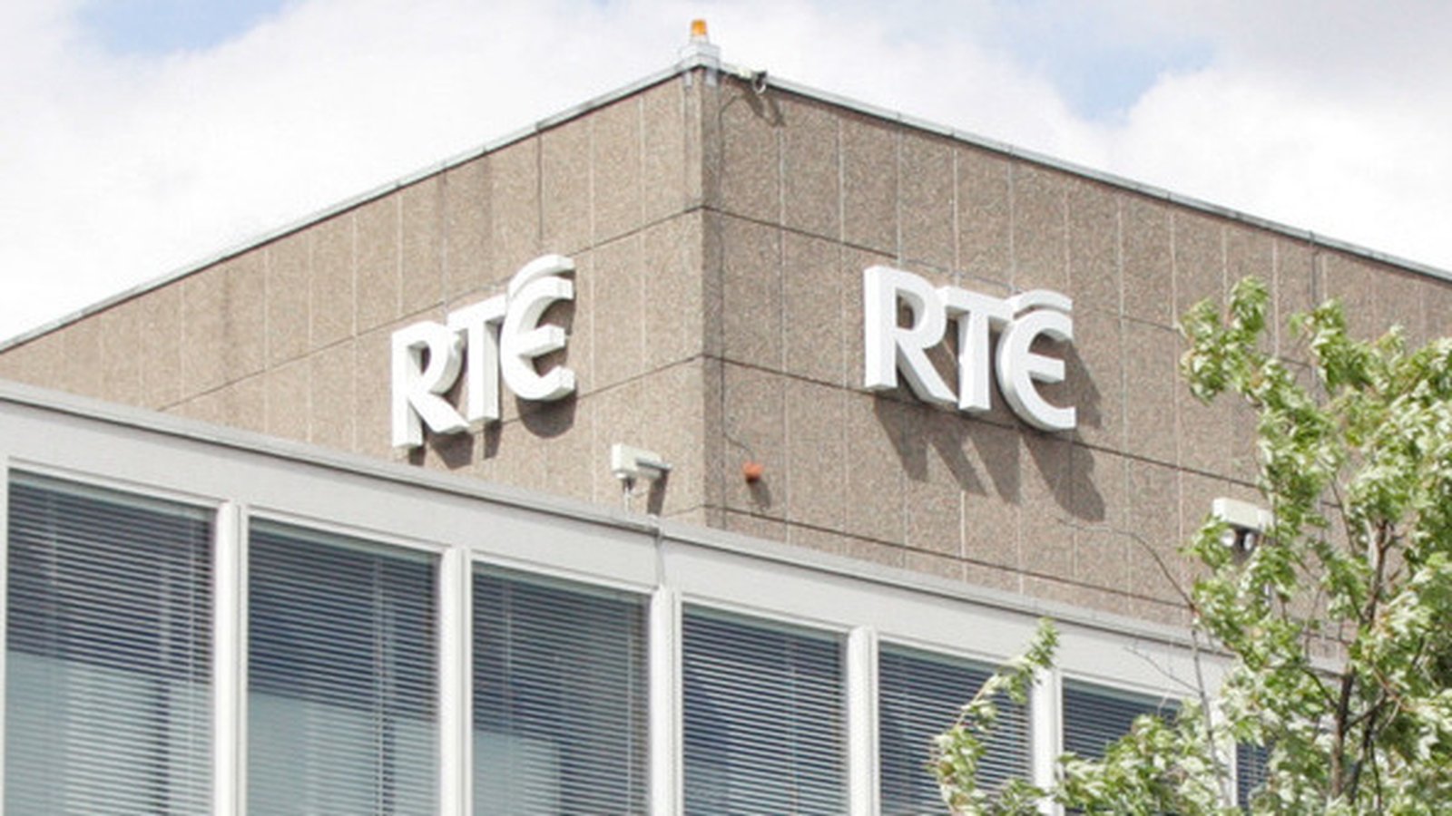 Minister to request explanation on RTÉ payments report