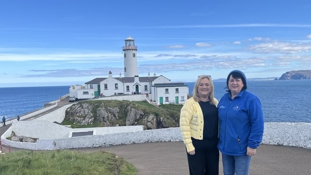 Photo of Diane Ní Chanáin & Caite Fealty, staff at Teach Solais Fhánada