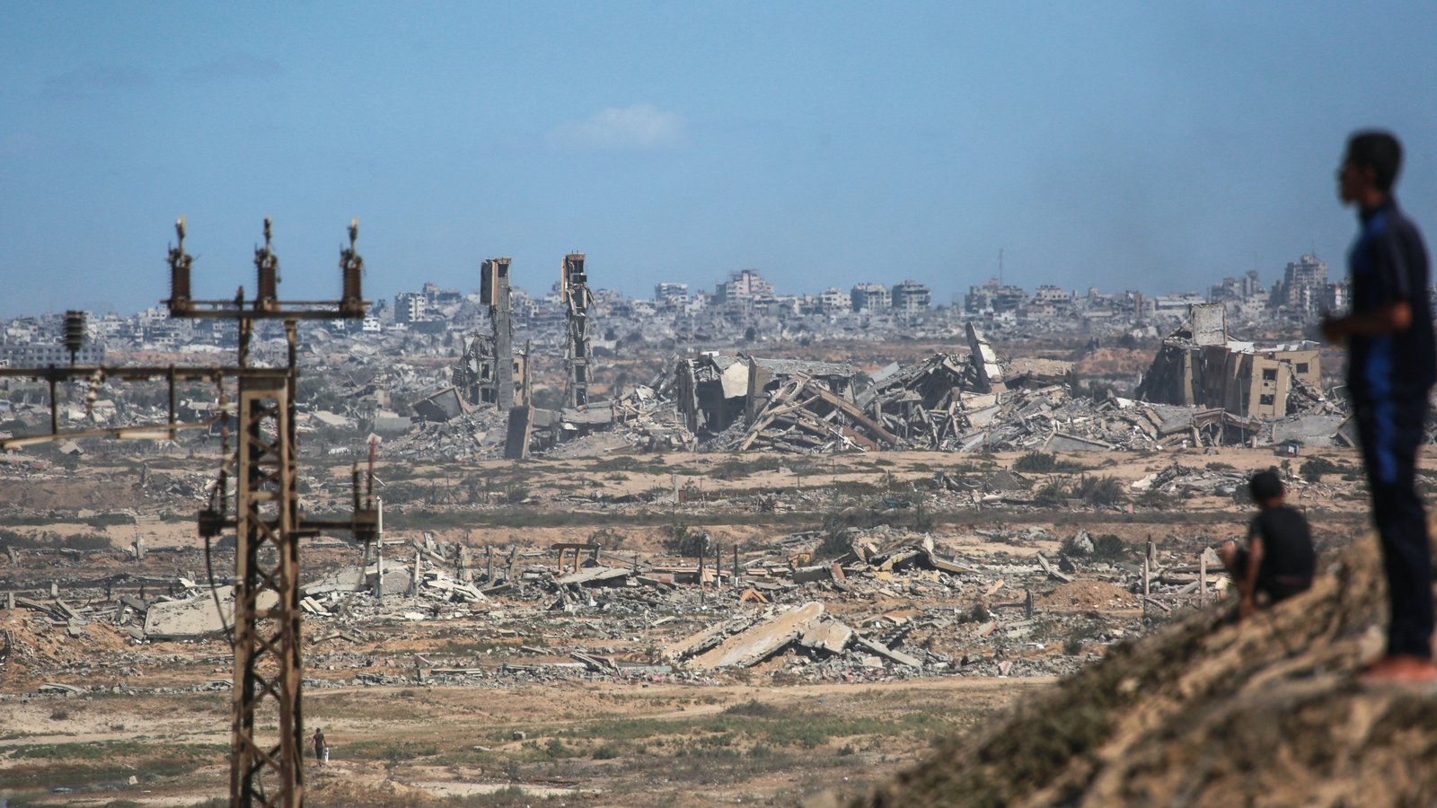 Trump gives Hamas until Sunday to agree to Gaza deal