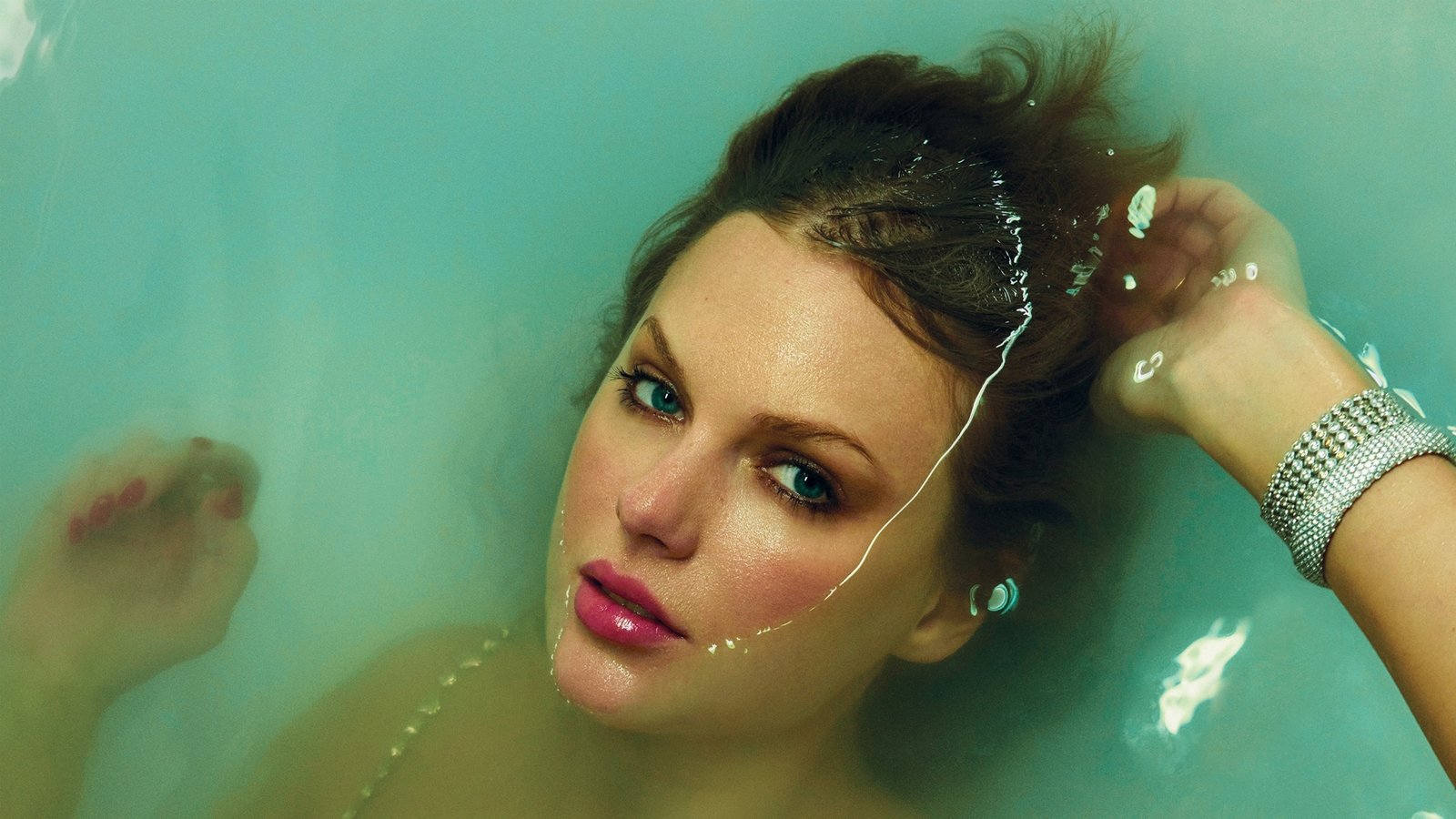 Taylor Swift's The Life Of A Showgirl is utterly joyful