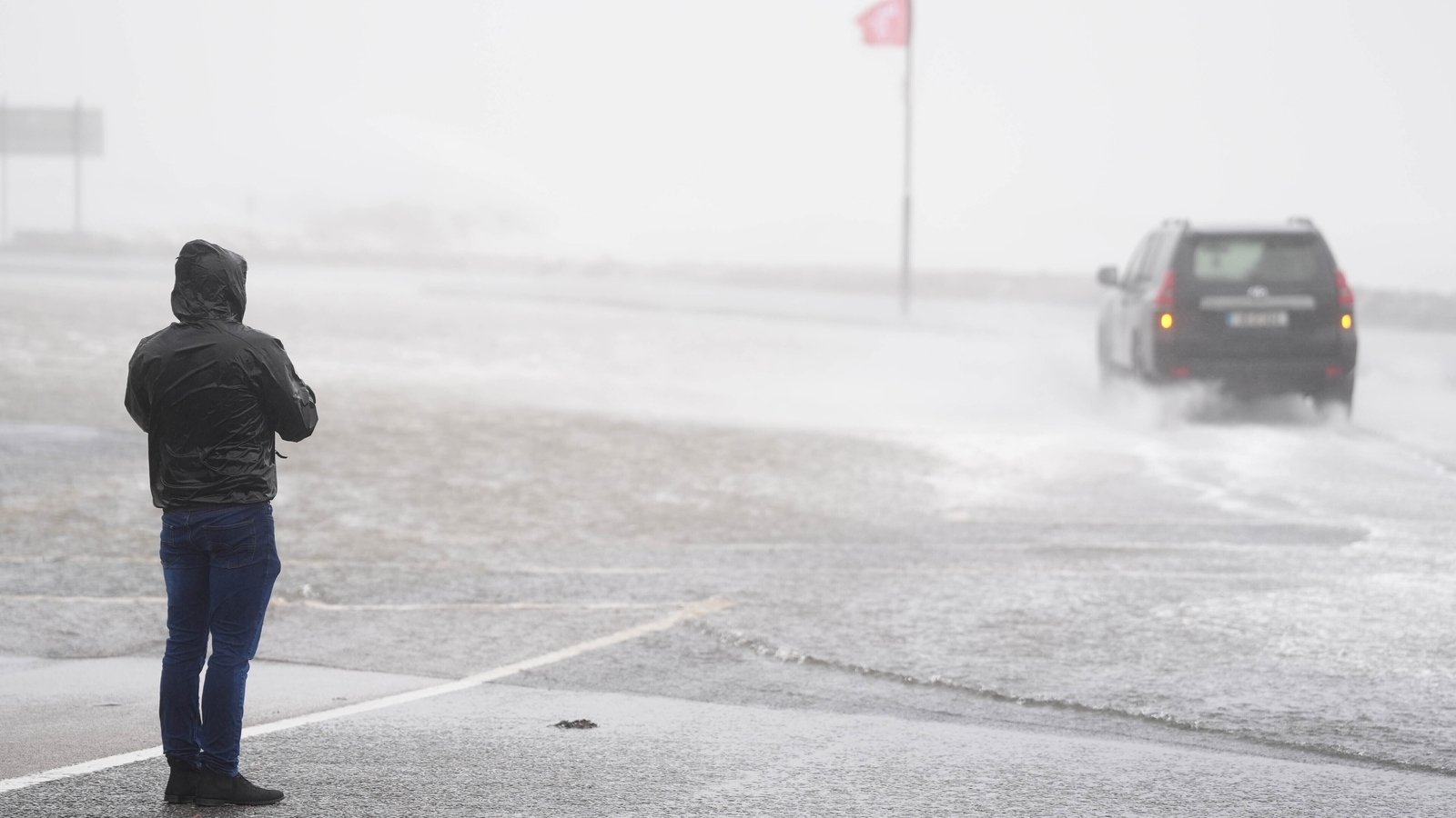 Donegal, Sligo and Leitrim under orange wind warning