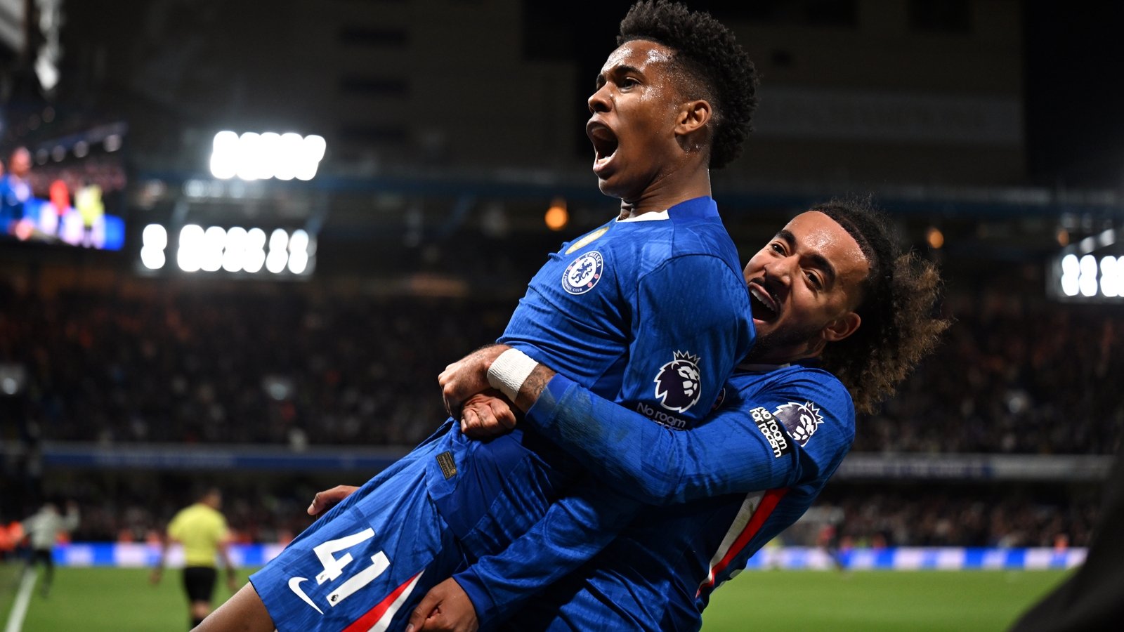 Estevao the hero as Chelsea shatter Liverpool late on