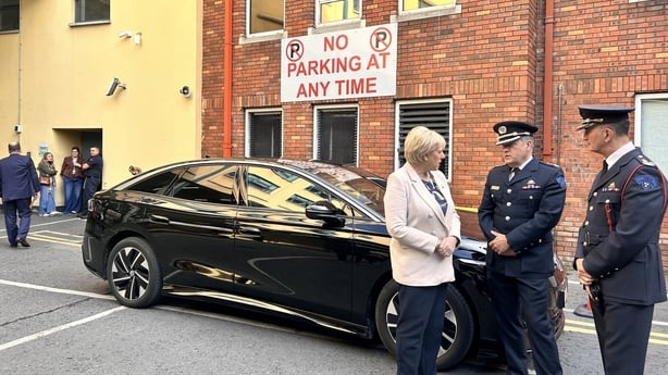Heather Humphreys on the campaign trail