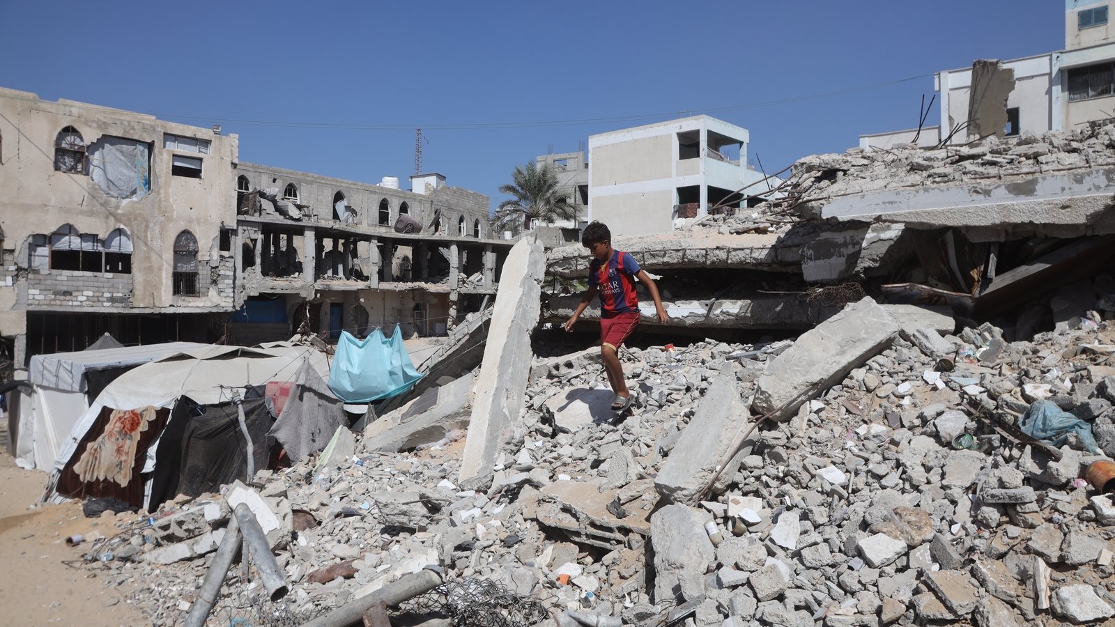 Israel, Hamas agree to first phase of Gaza peace plan