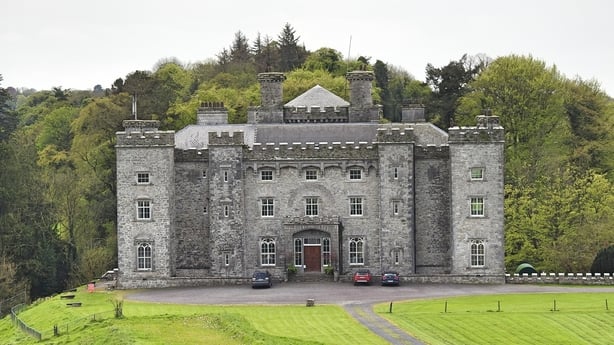  A picture of the front of Slane Caste