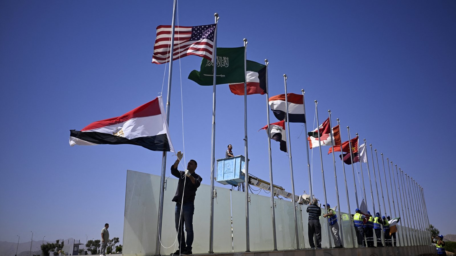 Hamas to release hostages as part of ceasefire plan