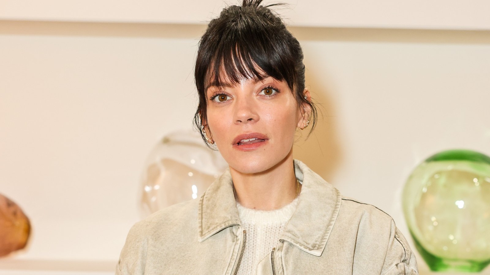 Lily Allen opens up about her life 'falling apart'