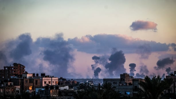 KHAN YUNIS, GAZA - OCTOBER 19: Israel begins a series of attacks across Gaza despite the ceasefire, and thick smoke rises from the eastern part of Khan Yunis, Gaza, following the attacks, on October 19, 2025. (Photo by Ali Jadallah/Anadolu via Getty Images)