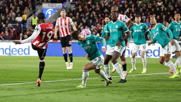 BRENTFORD, ENGLAND - OCTOBER 25: Dango Ouattara of Brentford scores a goal to make it 1-0 during the Premier League match between Brentford and Liverpool at Gtech Community Stadium on October 25, 2025 in Brentford, England. (Photo by Catherine Ivill - AMA/Getty Images)