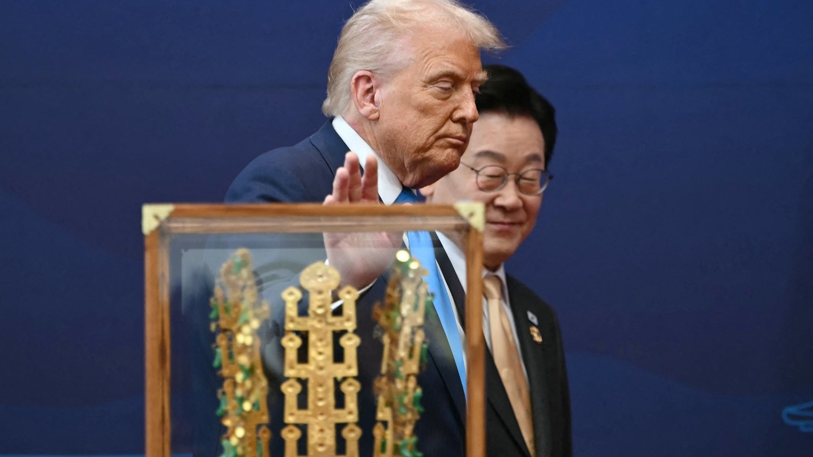 Trump gifted replica of golden crown in South Korea