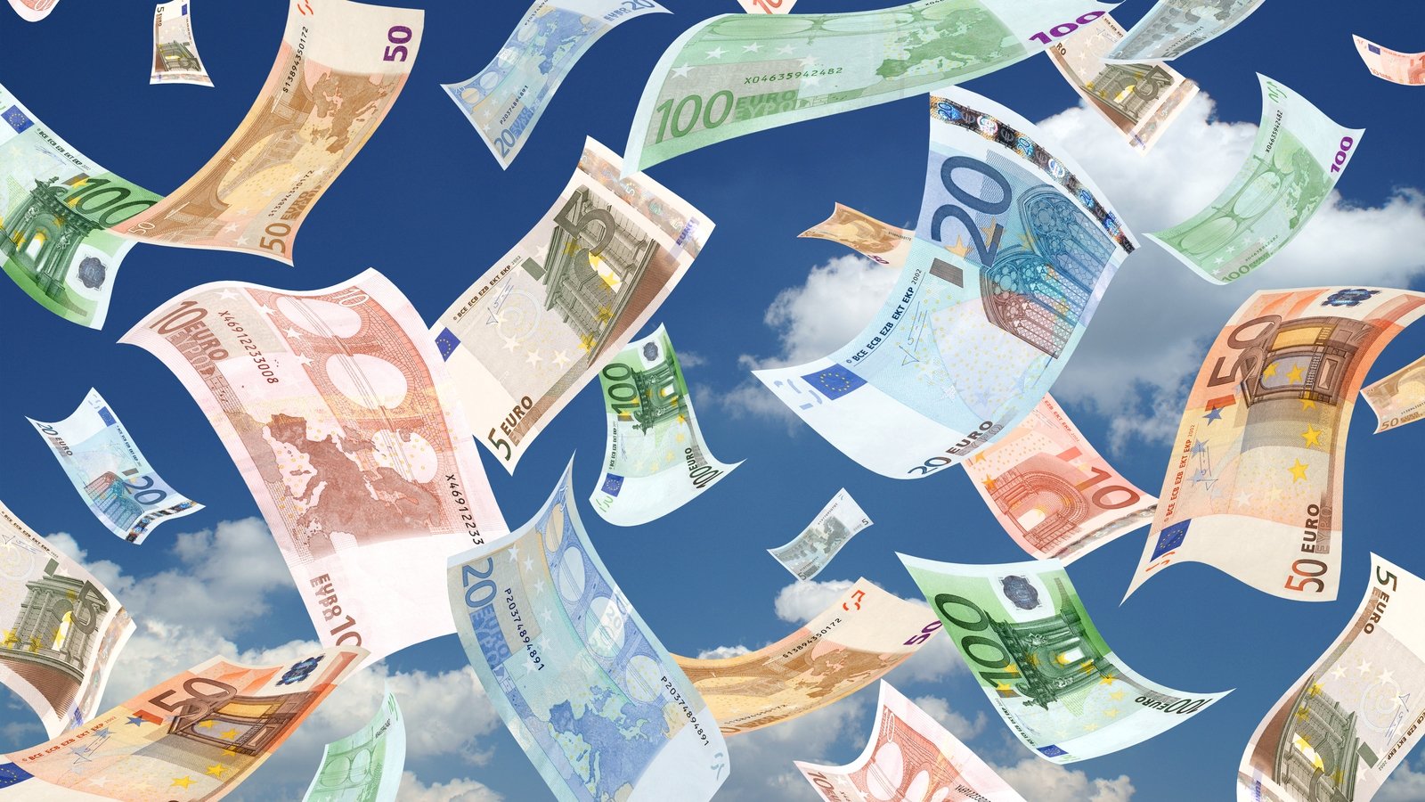 Cash found 'blowing in the wind' donated to charity