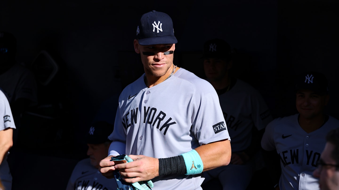 Division Series - Toronto Blue Jays v New York Yankees - Game One