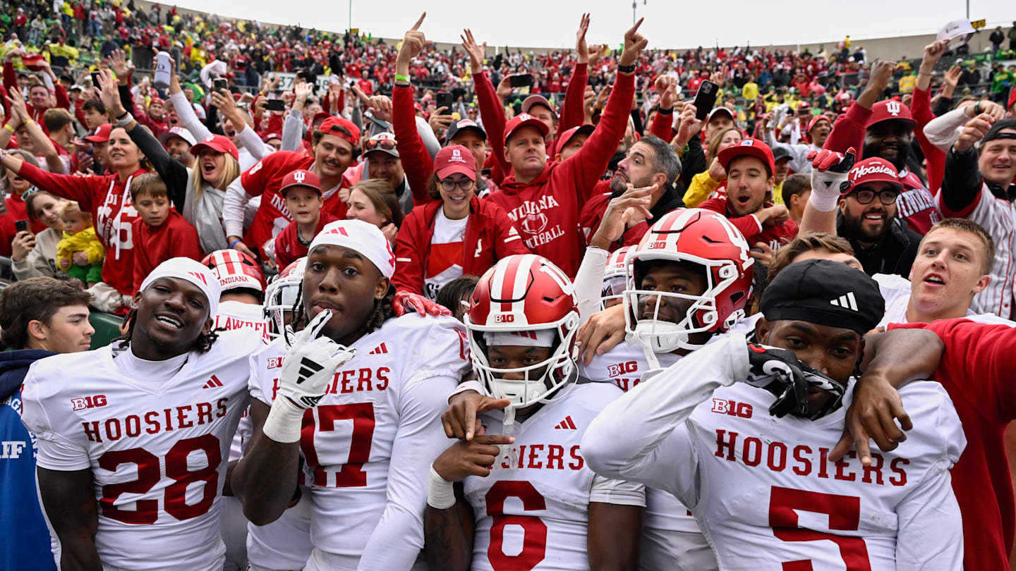 Indiana Stuns No. 3 Oregon in Historic Upset, Cementing Curt Cignetti’s Remarkable Rise
