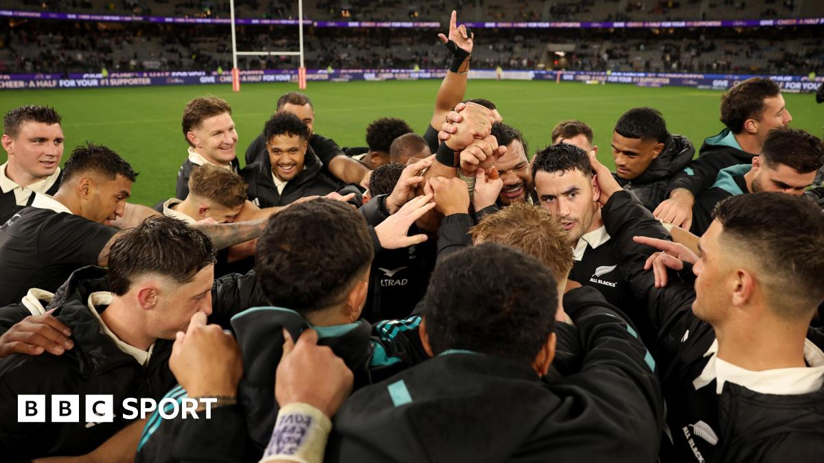 All Blacks players celebrate