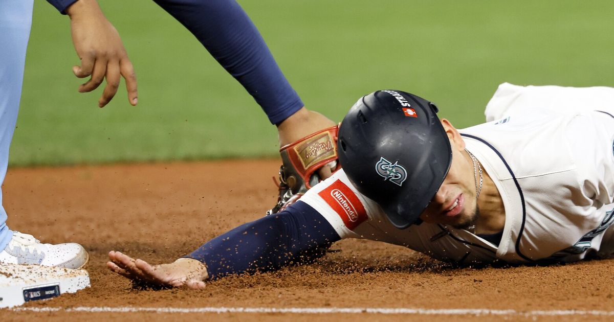 Mariners get shelled again as Blue Jays silence Seattle and even ALCS