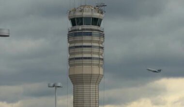 Air traffic controller turns to DoorDash, gets loan as paychecks run dry during shutdown: "Pressure on top of pressure"