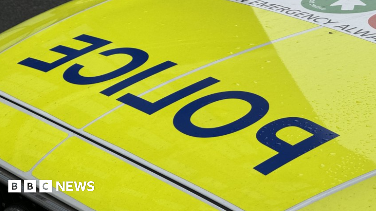 Rob Burrow (left) and Kevin Sinfield (right)