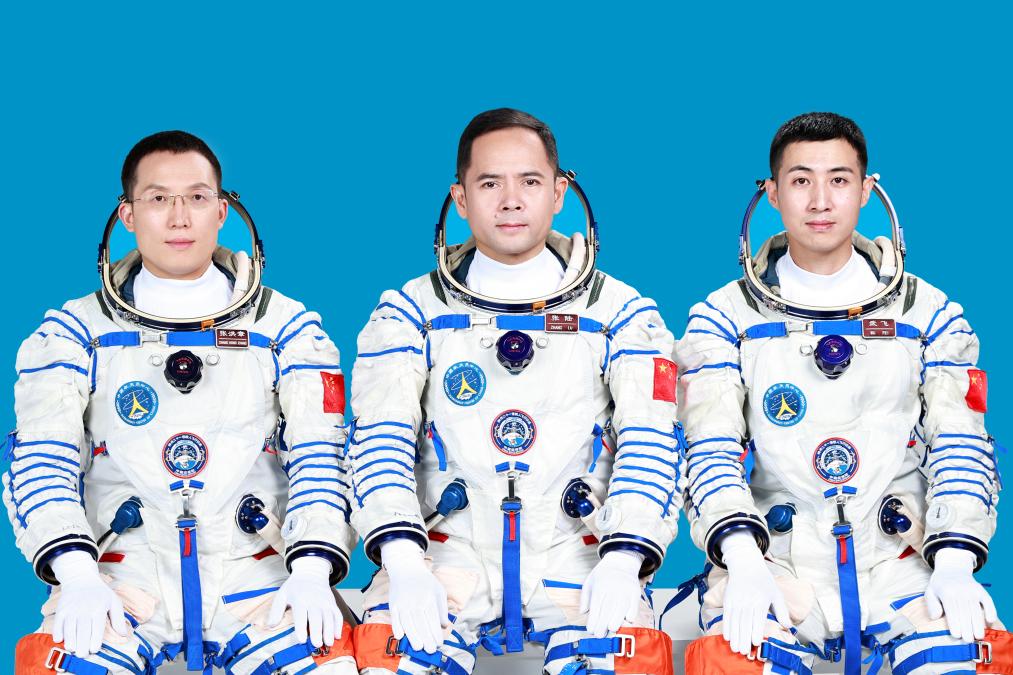 China unveils Shenzhou-21 crew for space station mission