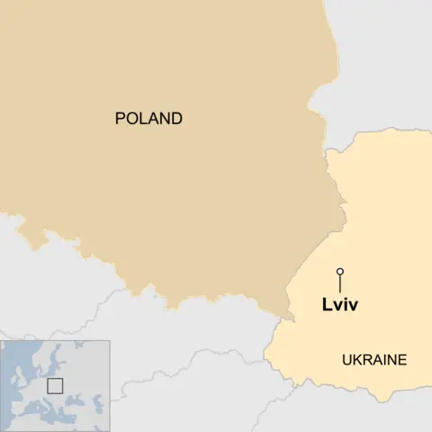 Map: Poland and Ukraine are marked on a map, with Poland shaded in dark yellow. A circular point marks Lviv, in western Ukraine. The map is meant to show the proximity of Lviv to Poland