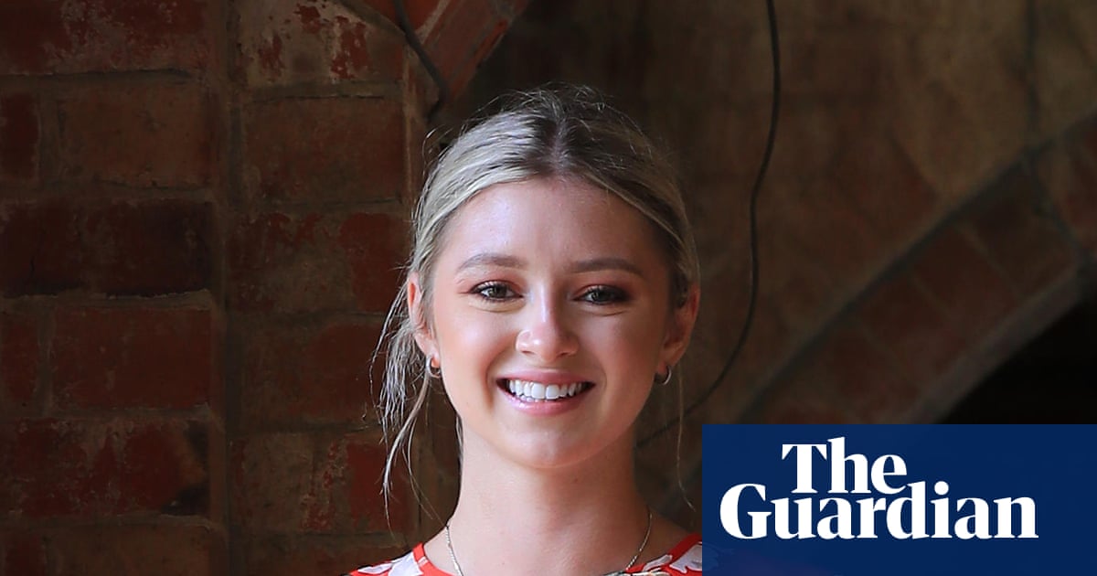 UK woman who refused cancer drugs was influenced by mother, inquest finds | Cancer