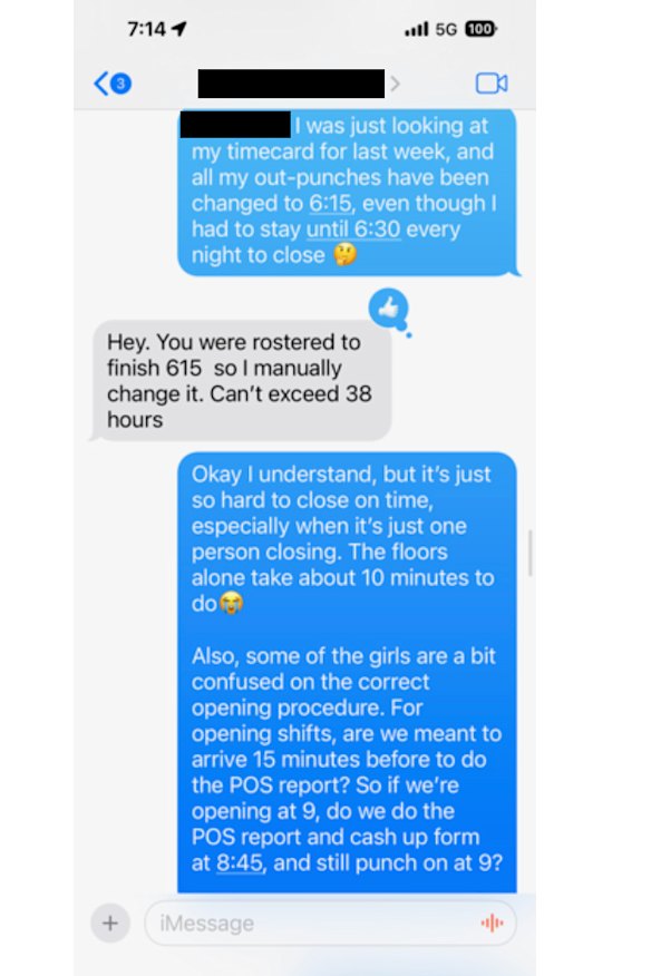 The text exchange between Ffion Voisey-Pugh and her regional manager.