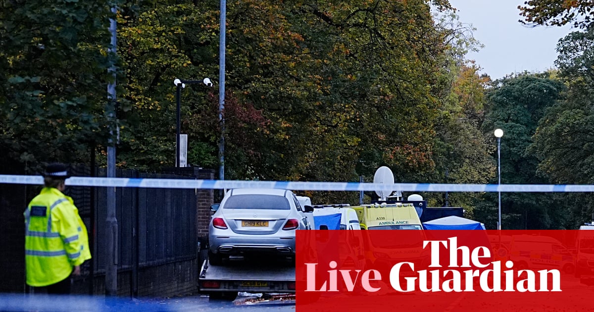 Manchester synagogue attack victims named as Adrian Daulby and Melvin Cravitz – latest | UK news
