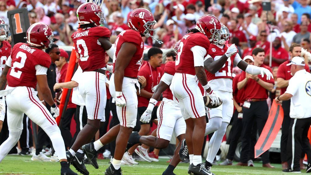 Alabama jumps on Vanderbilt's mistakes to avenge 2024 upset