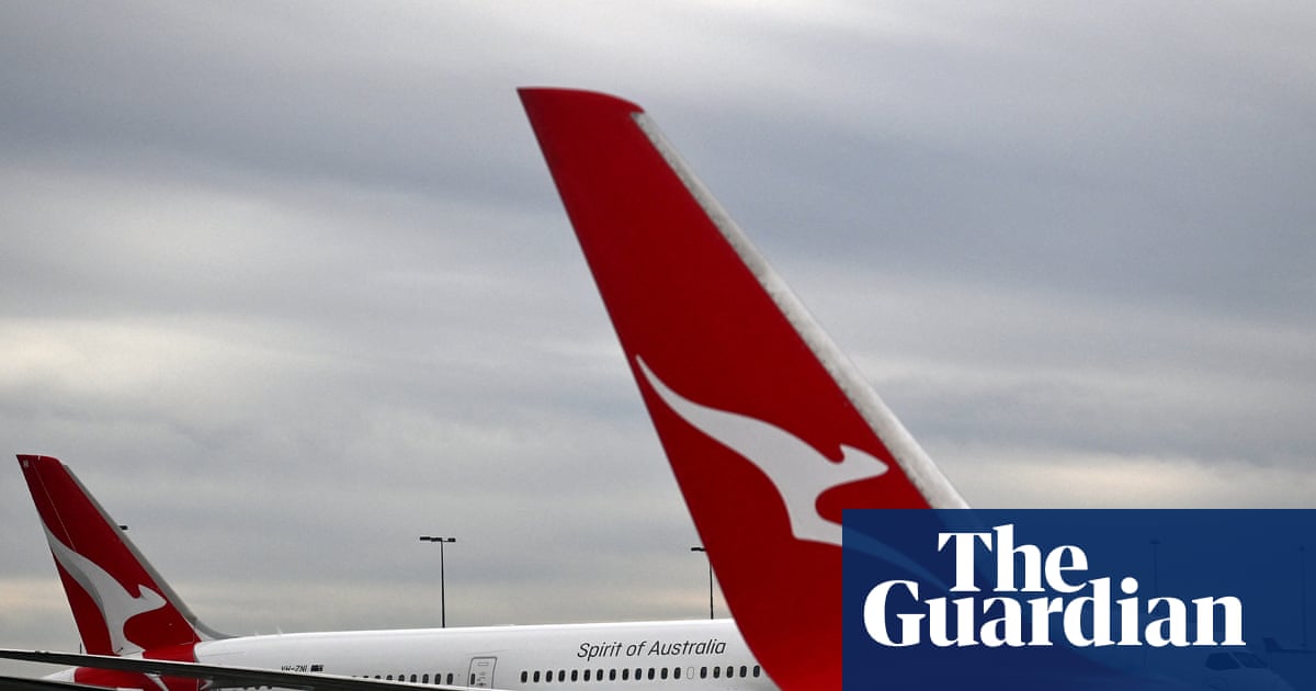 Qantas among nearly 40 companies facing ransom demand from hacker group | Qantas