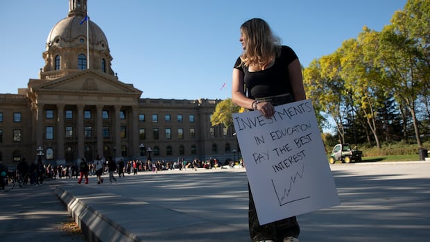 Alberta tool kit for students during strike causes confusion, says expert